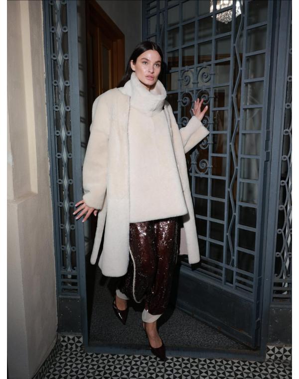 Paisi shearling noi acreditari