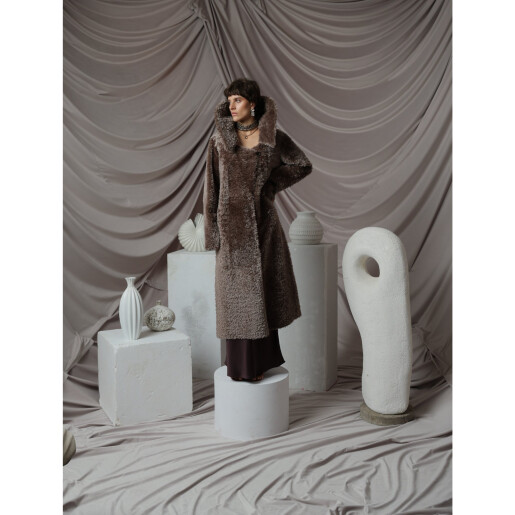 Palton miel South African curly, guler inalt, tan taupe, 110cm