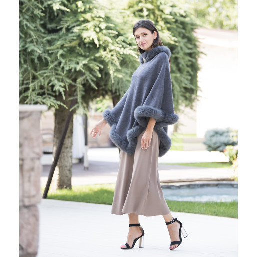 Capa tip Poncho lana 100% cu blana naturala vulpe, gri cenusiu