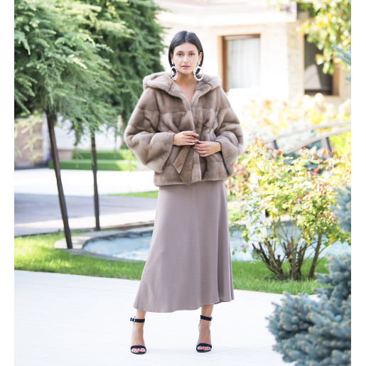 Haina blana naturala vizon, cu gluga, bej pastel, 65 cm 