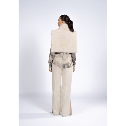 Vesta shearling off white, guler inalt, marime unica