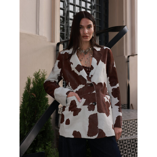 Sacou print cow din ponei, buzunare aplicate, 65cm