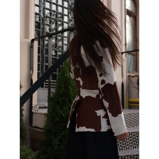 Sacou print cow din ponei, buzunare aplicate, 65cm