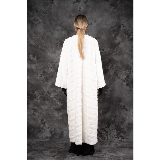 Allure Elysian Haina de Vizon (Nurcă) Albă Premium, tip kimono,130cm| PAÏSI Art Fur