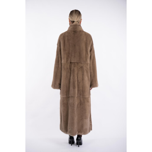 Haina lunga blana naturala vizon, guler tip kimono, dark pastel, 130cm