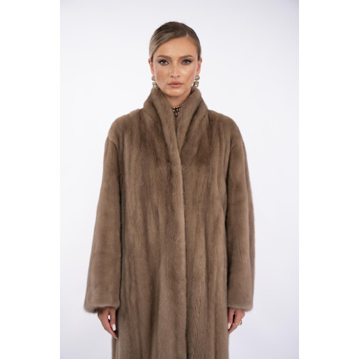 Haina blana naturala vizon, guler tip kimono, dark pastel, 130cm
