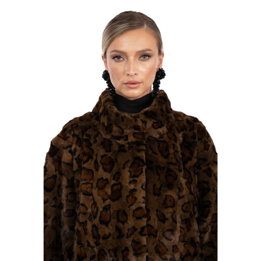 Jacheta blana naturala vizon, animal print, maneci 3/4, 55cm