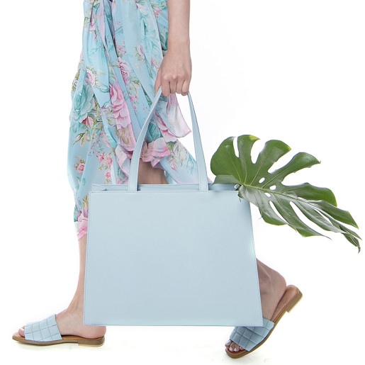 Geanta plaja Dreamy Garden Bleu, dimensiune 30x40x15cm, piele naturala 100% 