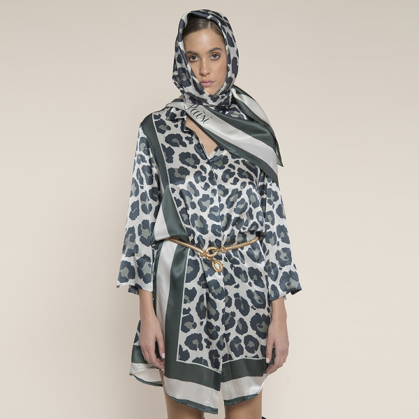 Esarfa matase naturala 100%, animal print olive eyes, 130x130cm