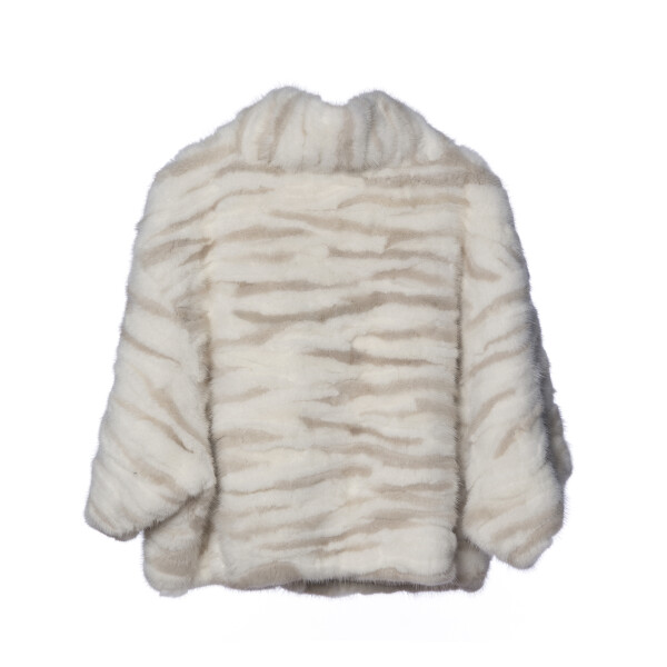 Jacheta blana naturala vizon, insertii manuale alb & bej, 50cm