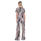 Bluza asimetrica petrecuta in care geometria si imbinarea printului confera originalitate