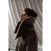 Palton miel South African curly, guler inalt, tan taupe, 110cm