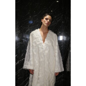Haina lunga blana naturala vizon, tip kimono, 130cm