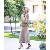 Haina blana naturala vizon, cu gluga, bej pastel, 65 cm 