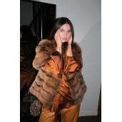 Vesta maneci scurte, blana naturala zibelina, 60cm