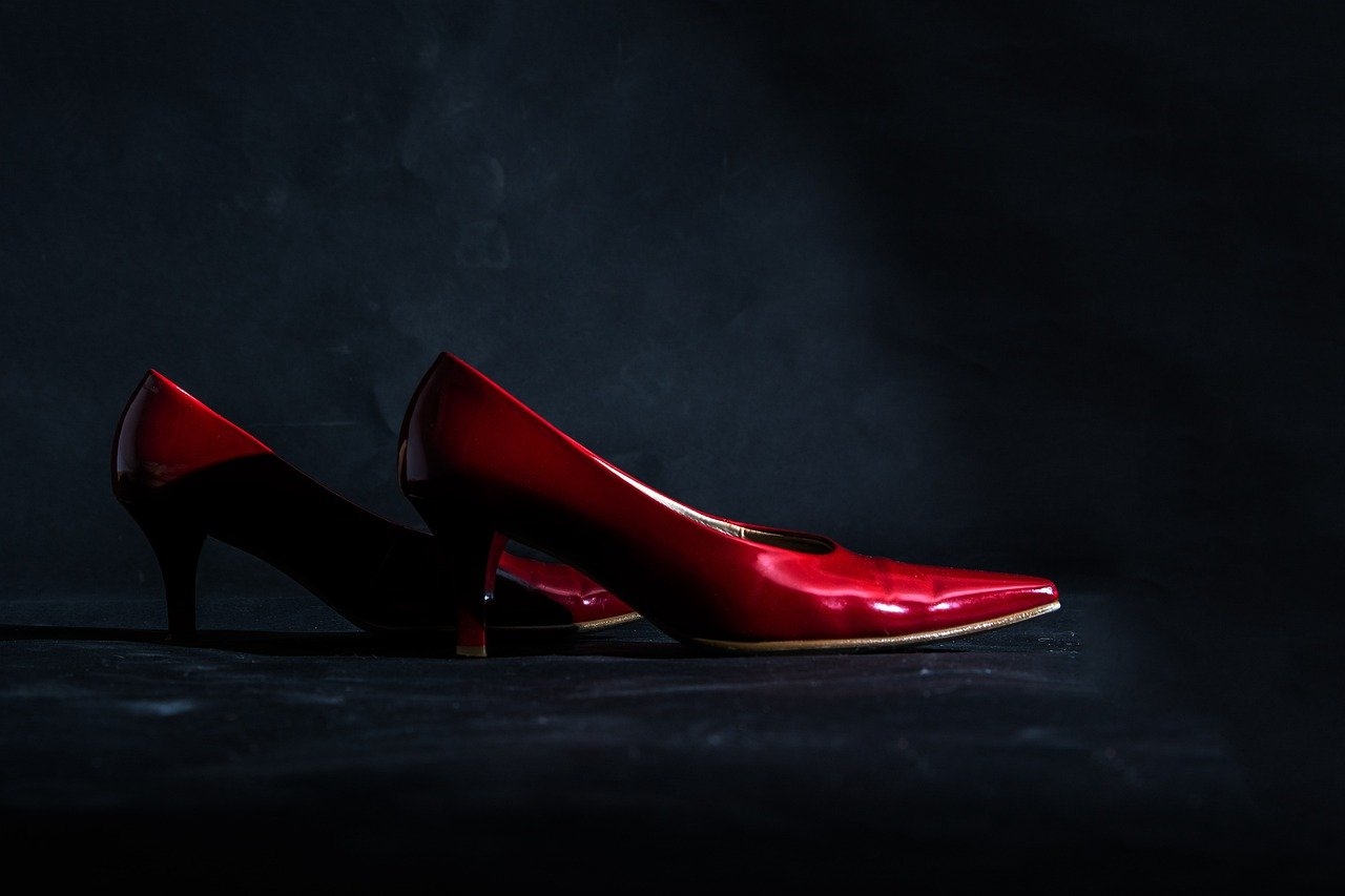 kitten heels